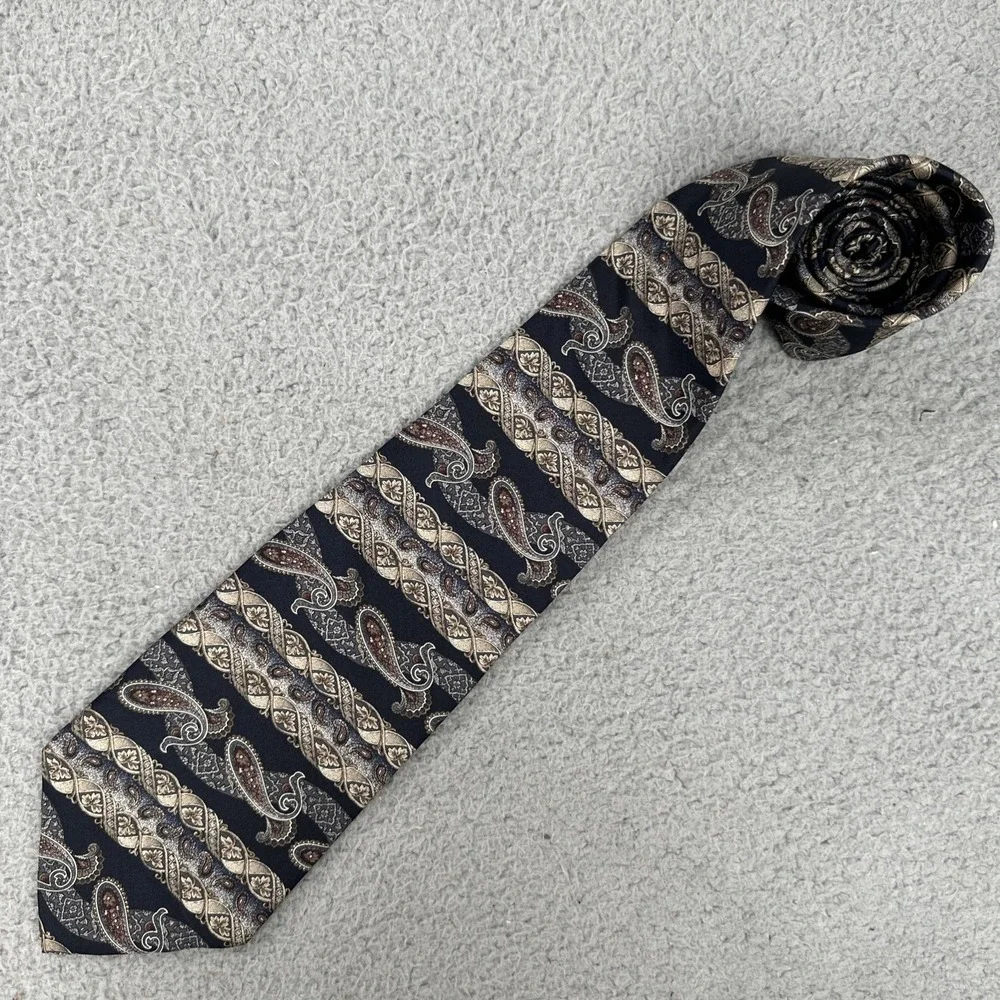Zylos‎ George Machado 100% Italian Silk Neck Tie Paisley Geometric Made in USA